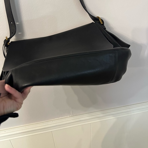 Fossil Women’s Black Leather Satchel Style Zippered Crossbody Purse GUC - Picture 7 of 11